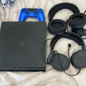 playstation 4 slim with 2 steelseries headsets, one controller, all the cable
